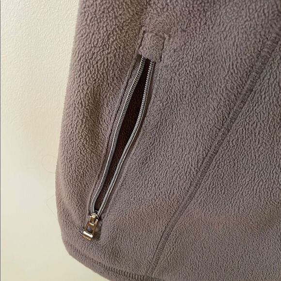 Calvin Klein Performance Womens Sz XL Fleece Vest Taupe Quick Dry Vest - Picture 3 of 8